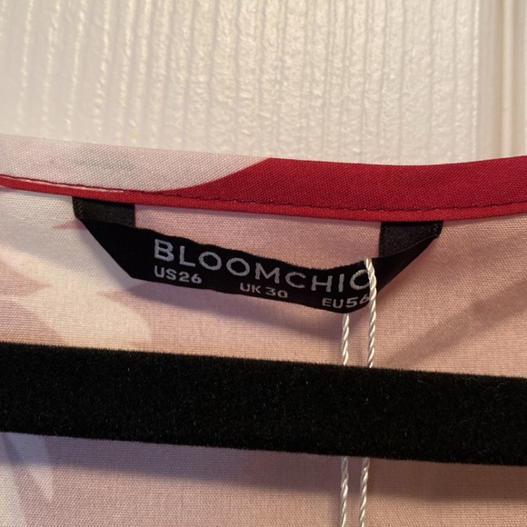 Brand New BloomChic Maroon/White Floral Blouse…size 26 - Picture 4 of 6